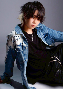 YnicuS在籍 碧 Aoi