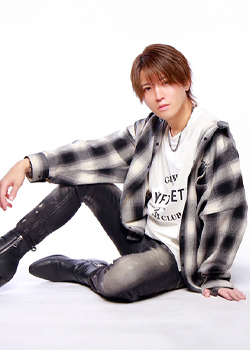 YnicuS在籍 功希 Koki